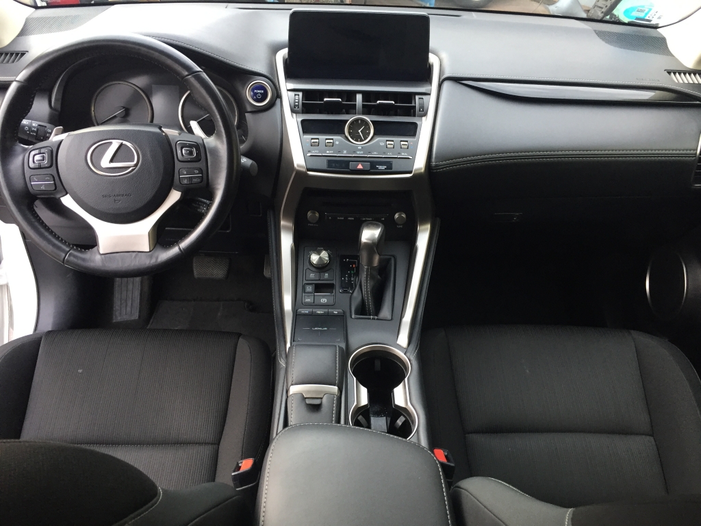 LEXUS NX 300 HYBRID 2.0 INY 197CV 4X2