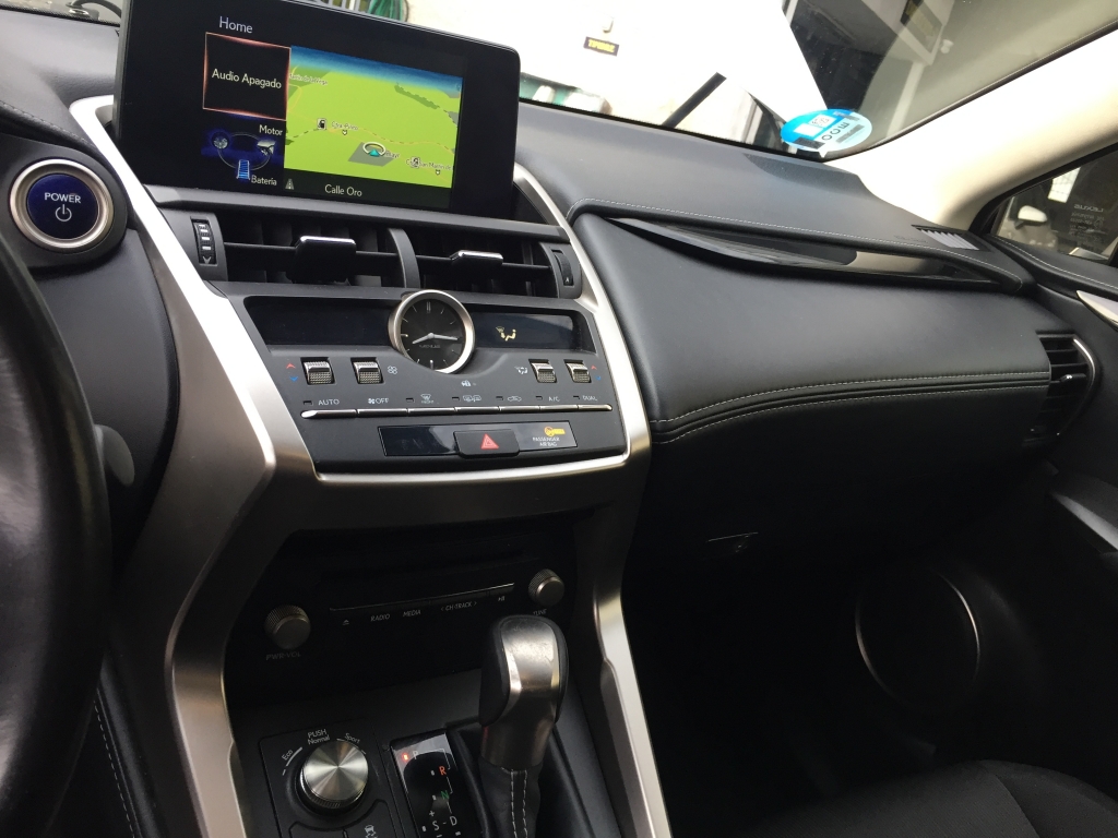 LEXUS NX 300 HYBRID 2.0 INY 197CV 4X2