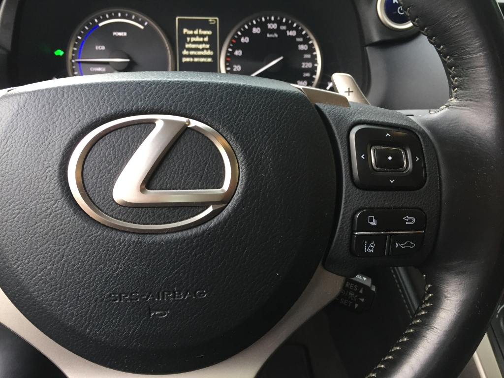 LEXUS NX 300 HYBRID 2.0 INY 197CV 4X2