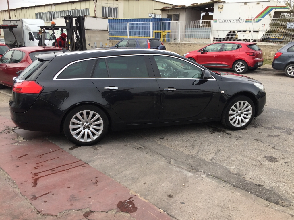 OPEL INSIGNIA SPORT TOURER 2.0 CDTI 130CV