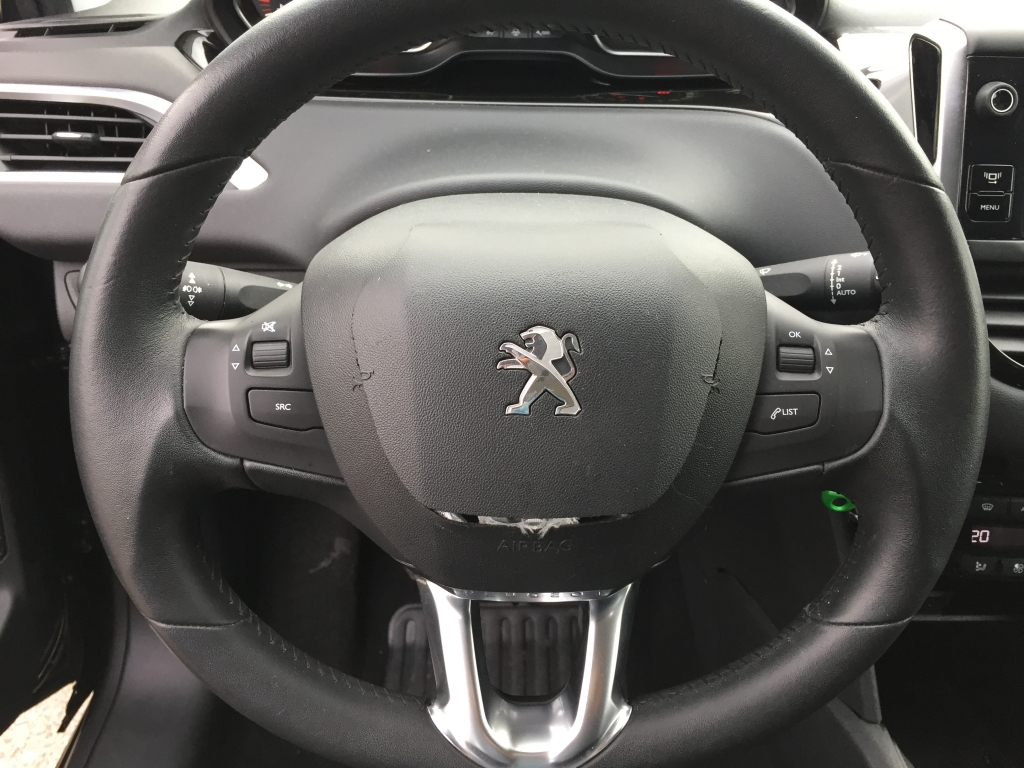 PEUGEOT 208 ALLURE 1.6 HDI 92CV