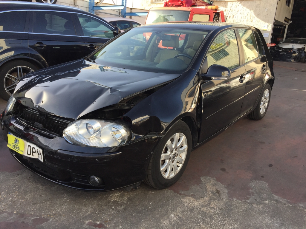 VOLKSWAGEN GOLF 2.0 TDI 140CV AUT