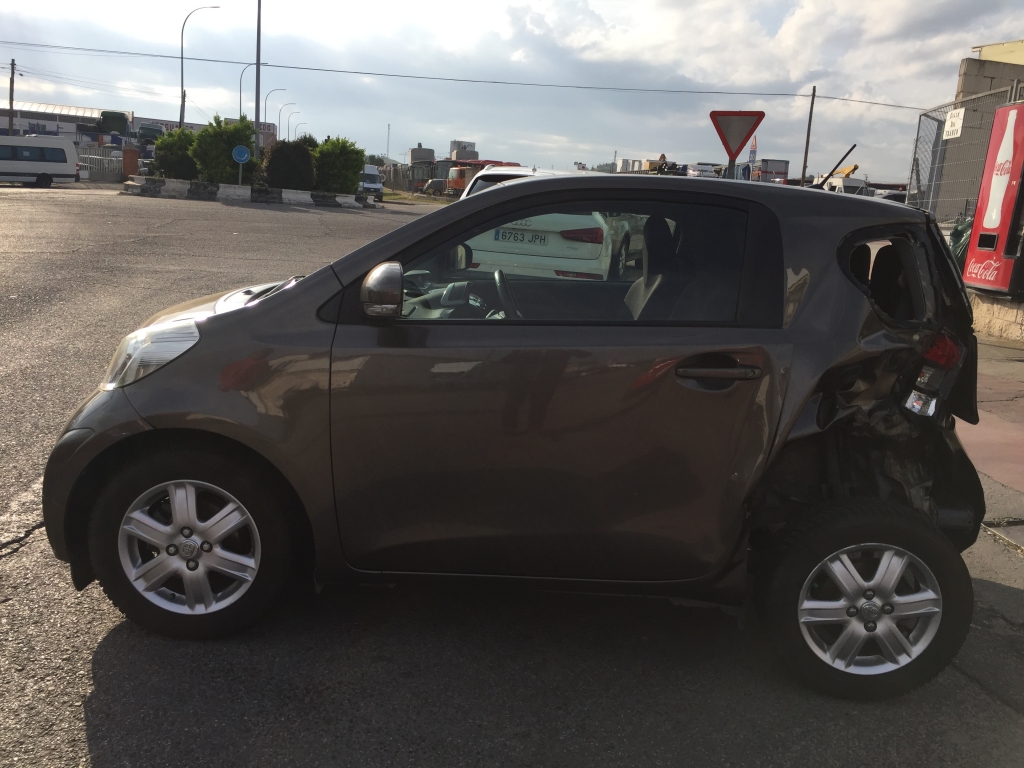 TOYOTA IQ 1.0 INY 68CV AUT