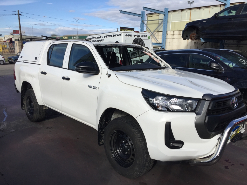 TOYOTA HILUX 2.4 D-4D PICKUP DOBLE CABINA 16V 150CV AWD 