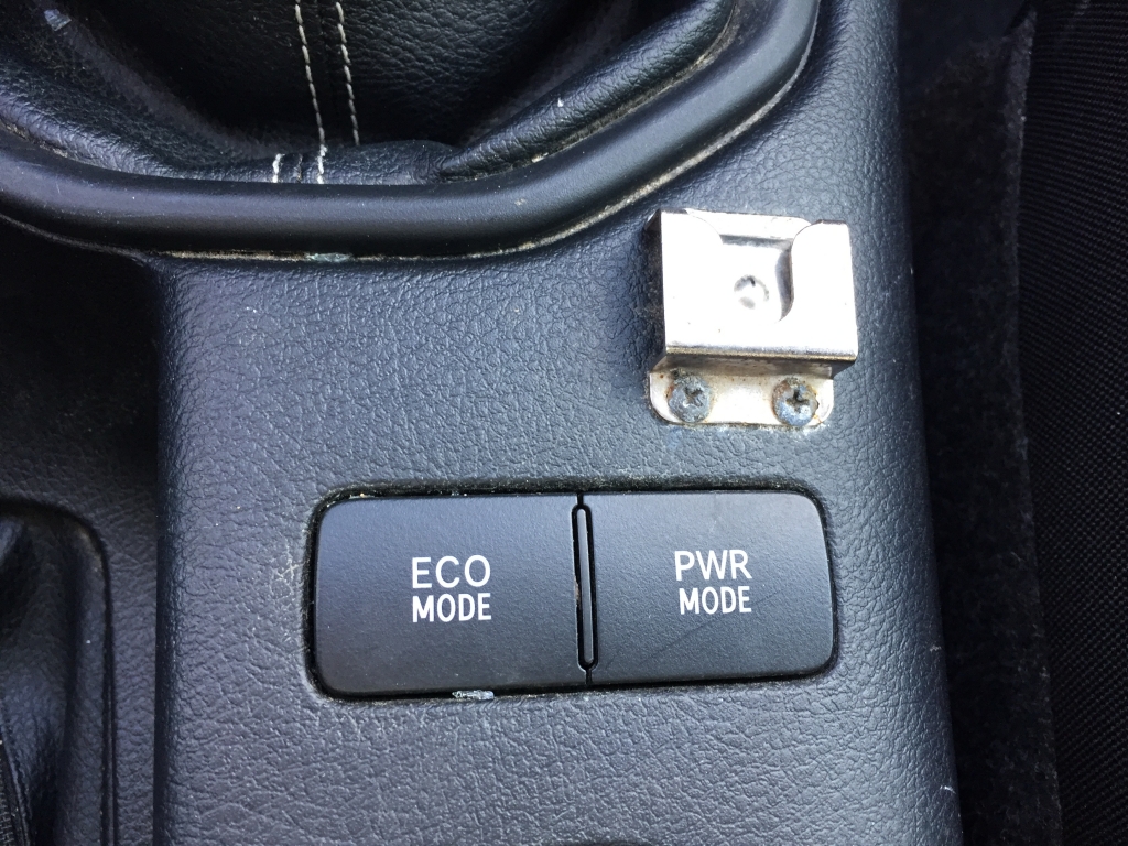 TOYOTA HILUX 2.4 D-4D PICKUP DOBLE CABINA 16V 150CV AWD 