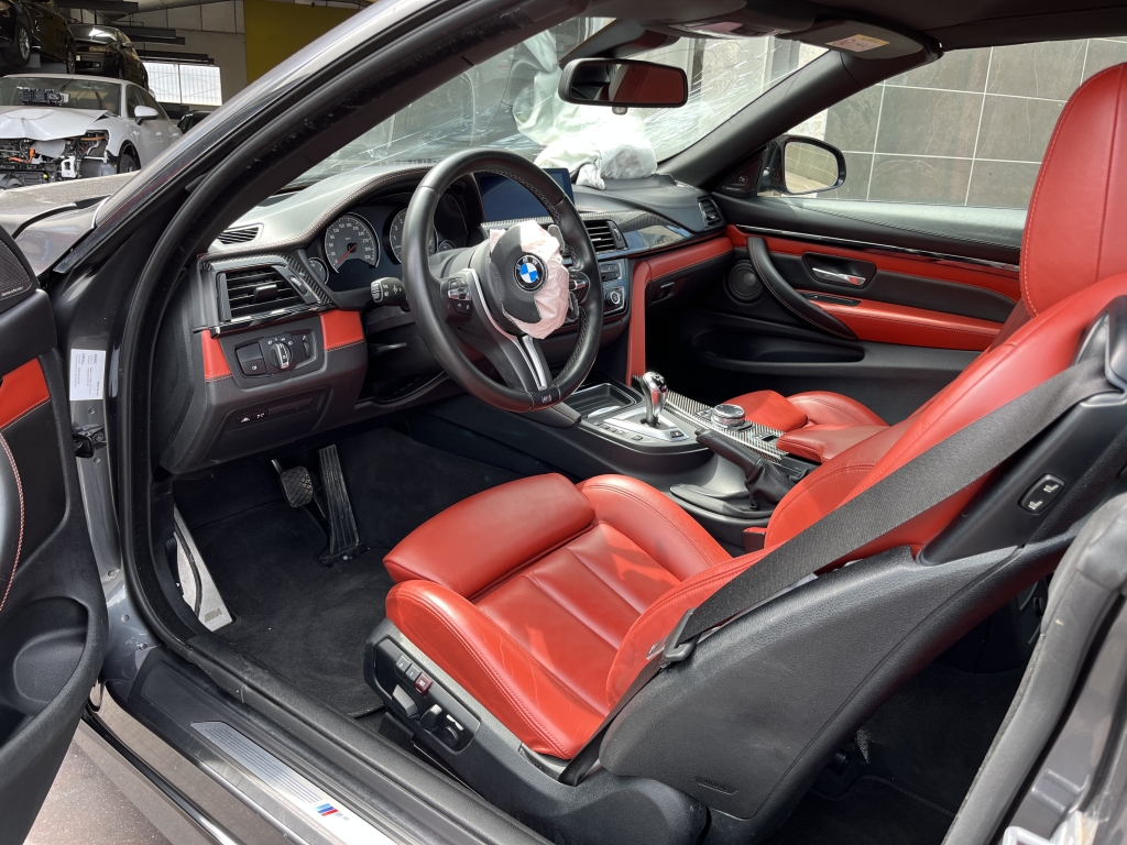 BMW M4 CABRIO 3.0 INY 431CV