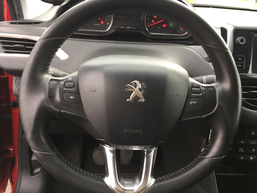 PEUGEOT 208 1.4 HDI 68CV