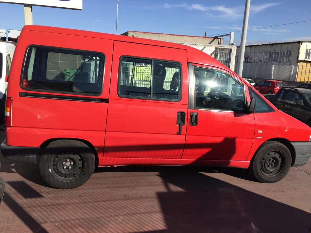 PEUGEOT EXPERT 2.0 HDI 110CV 6 PLAZAS