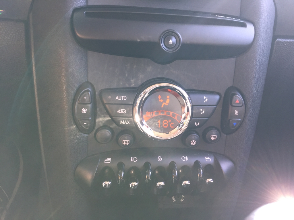 MINI COOPER D 1.6 112CV