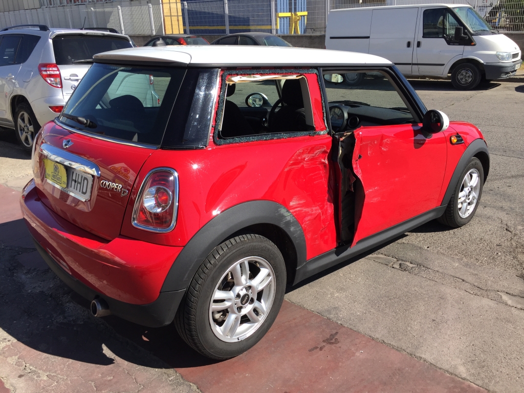 MINI COOPER D 1.6 112CV