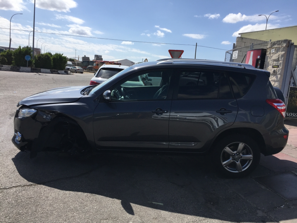 TOYOTA RAV 4 2.2 D4D 150CV 4x4