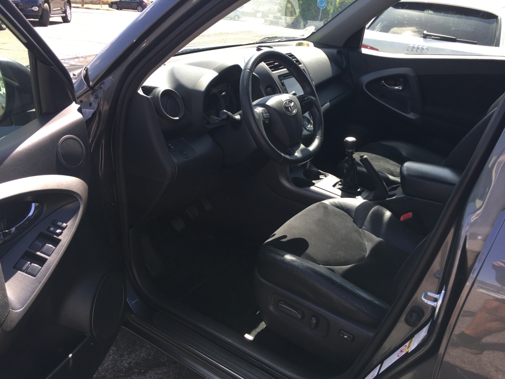 TOYOTA RAV 4 2.2 D4D 150CV 4x4