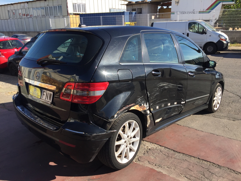 MERCEDES BENZ CLASE B 180 CDI 110CV