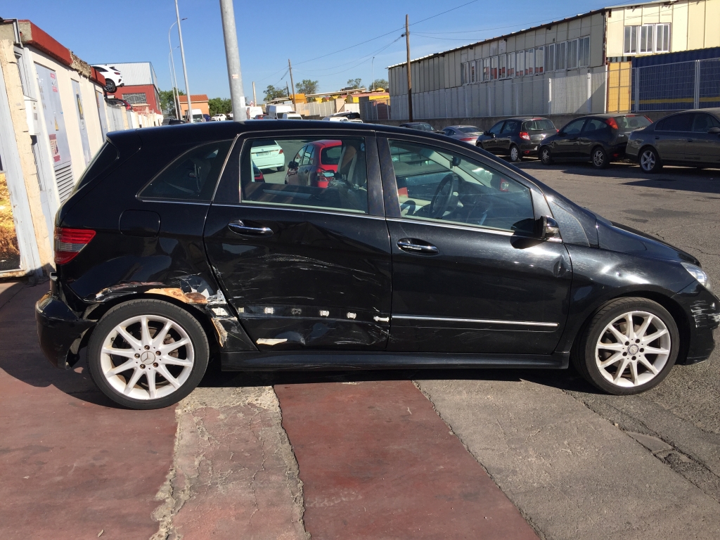 MERCEDES BENZ CLASE B 180 CDI 110CV