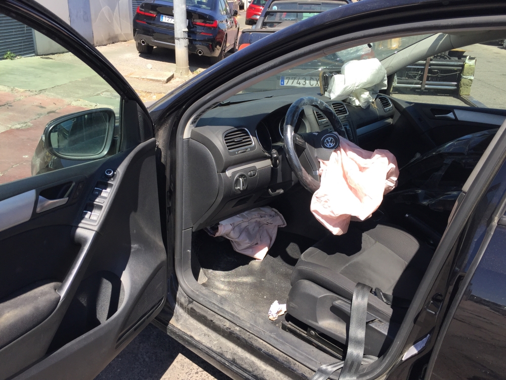 VOLKSWAGEN GOLF VI 2.0 TDI 140CV