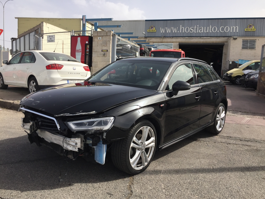 AUDI A3 TFSI S TRONIC S-LINE