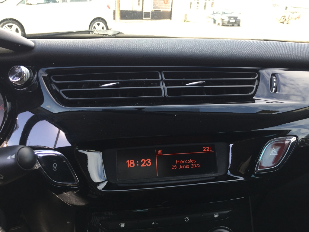 CITROEN C3 SELECTION 1.4 INY 74CV