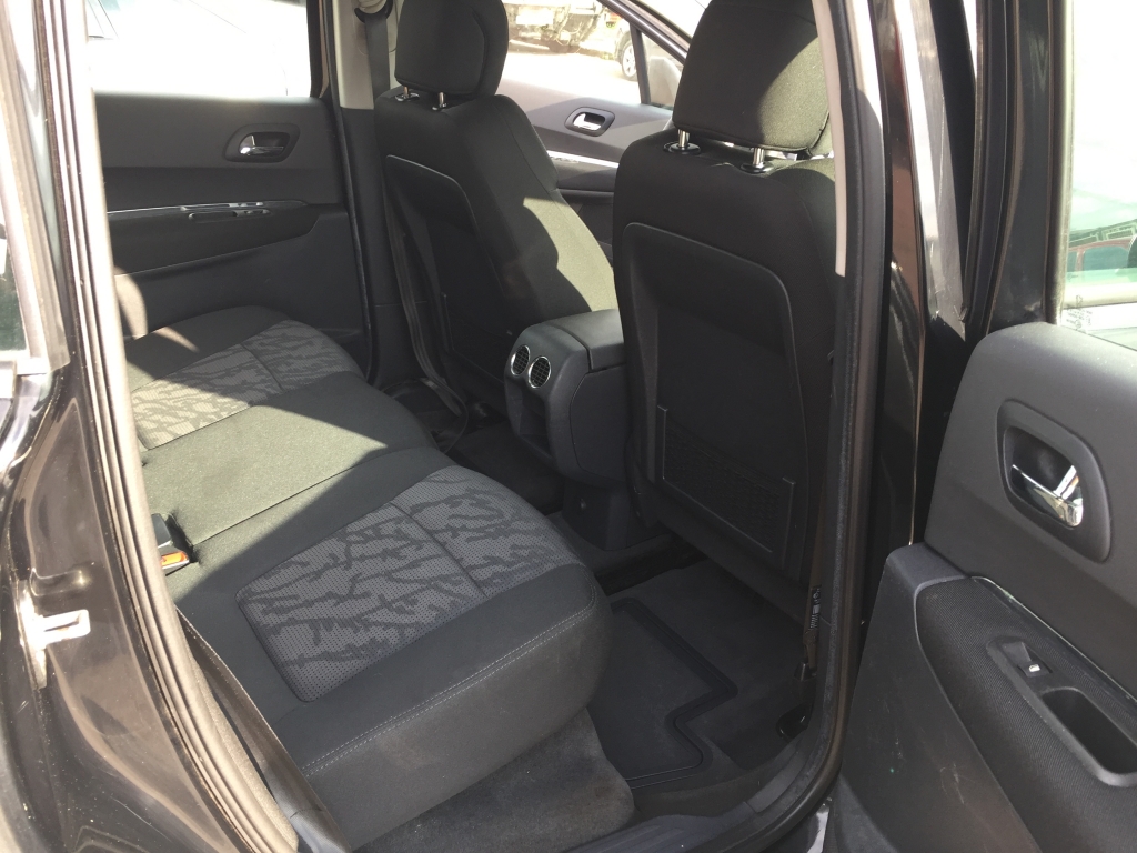 PEUGEOT 3008 1.6 HDI 110CV