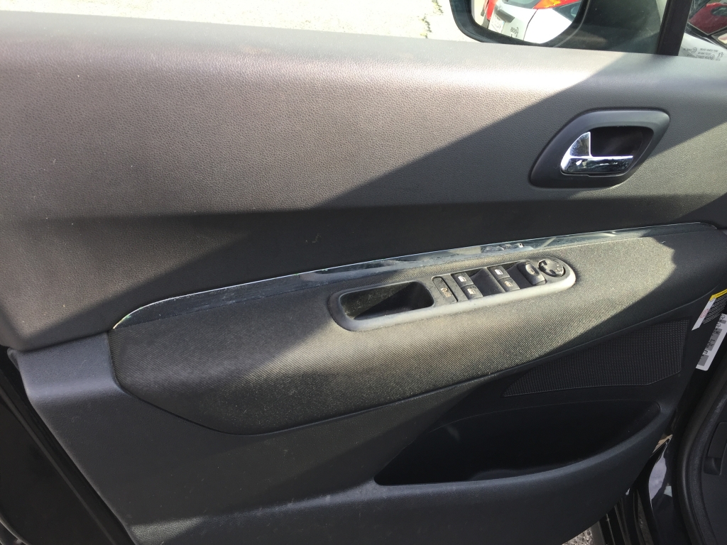 PEUGEOT 3008 1.6 HDI 110CV