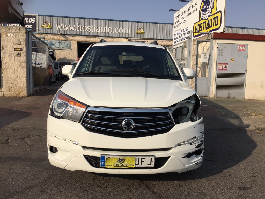 SSANGYONG RODIUS 2.0 D 155CV 7 PLAZAS