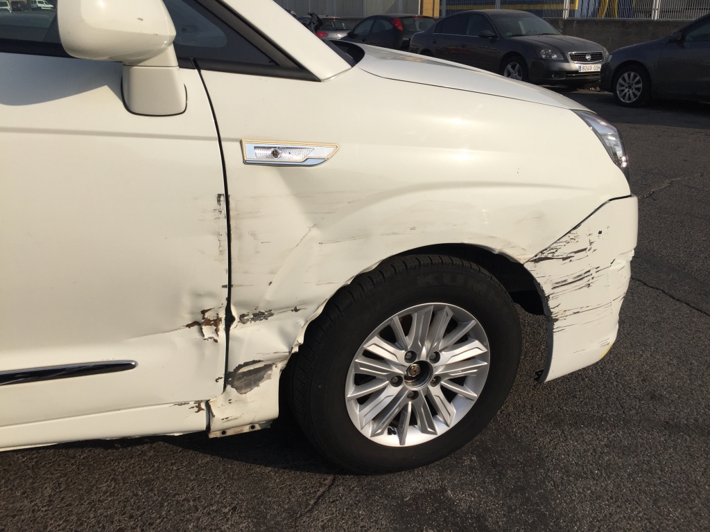 SSANGYONG RODIUS 2.0 D 155CV 7 PLAZAS