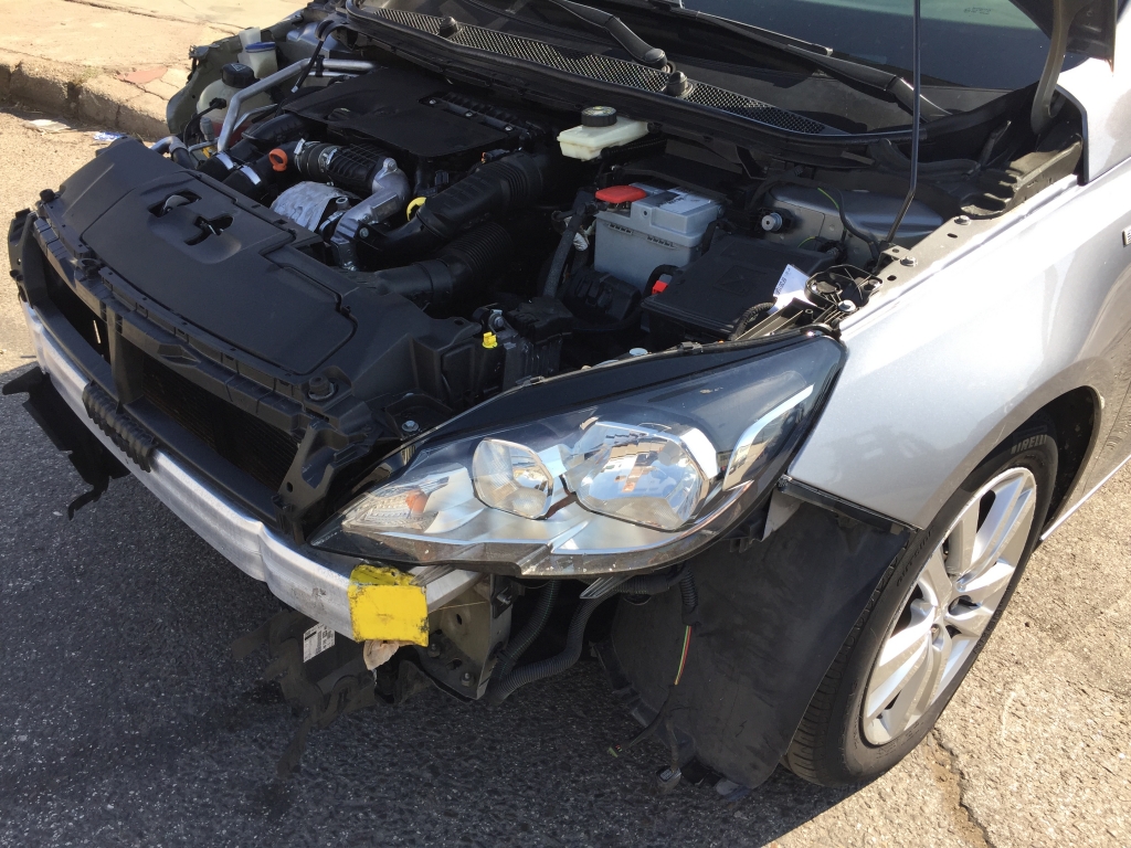 PEUGEOT 308 STYLE 1.6 BLUE HDI 100CV