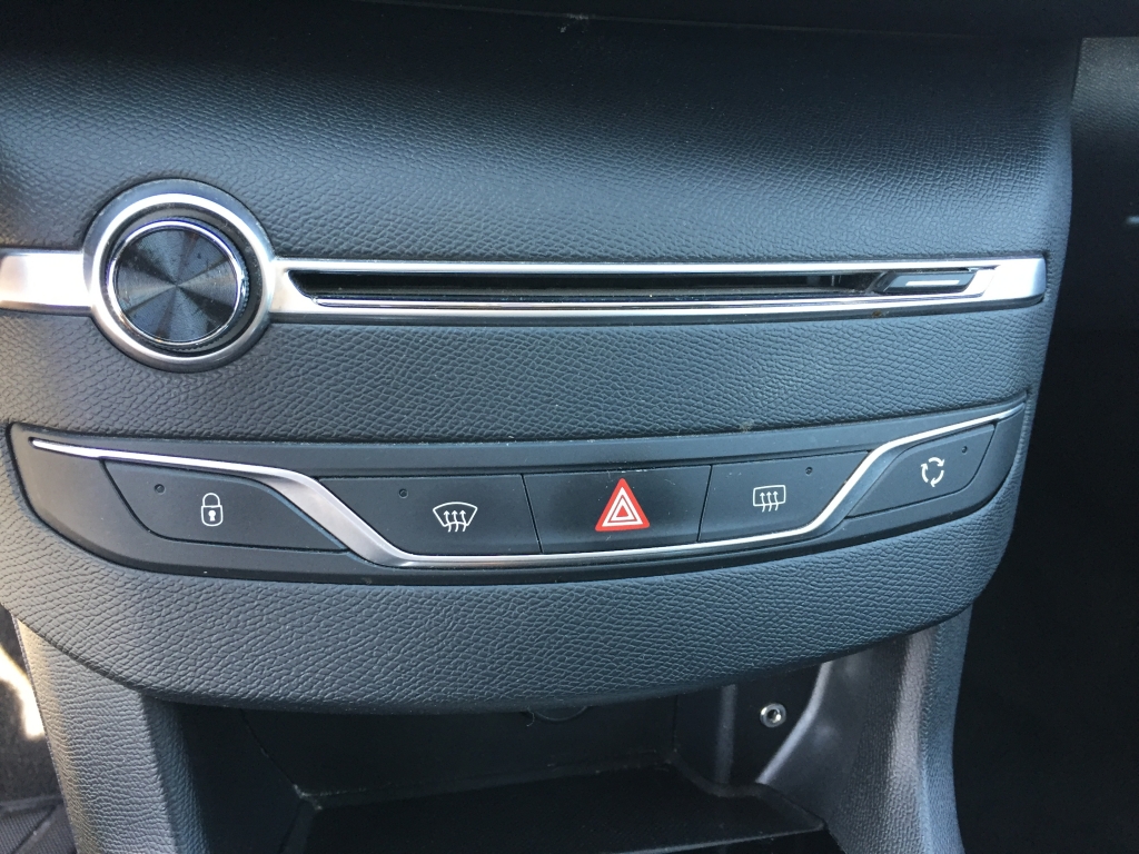 PEUGEOT 308 STYLE 1.6 BLUE HDI 100CV