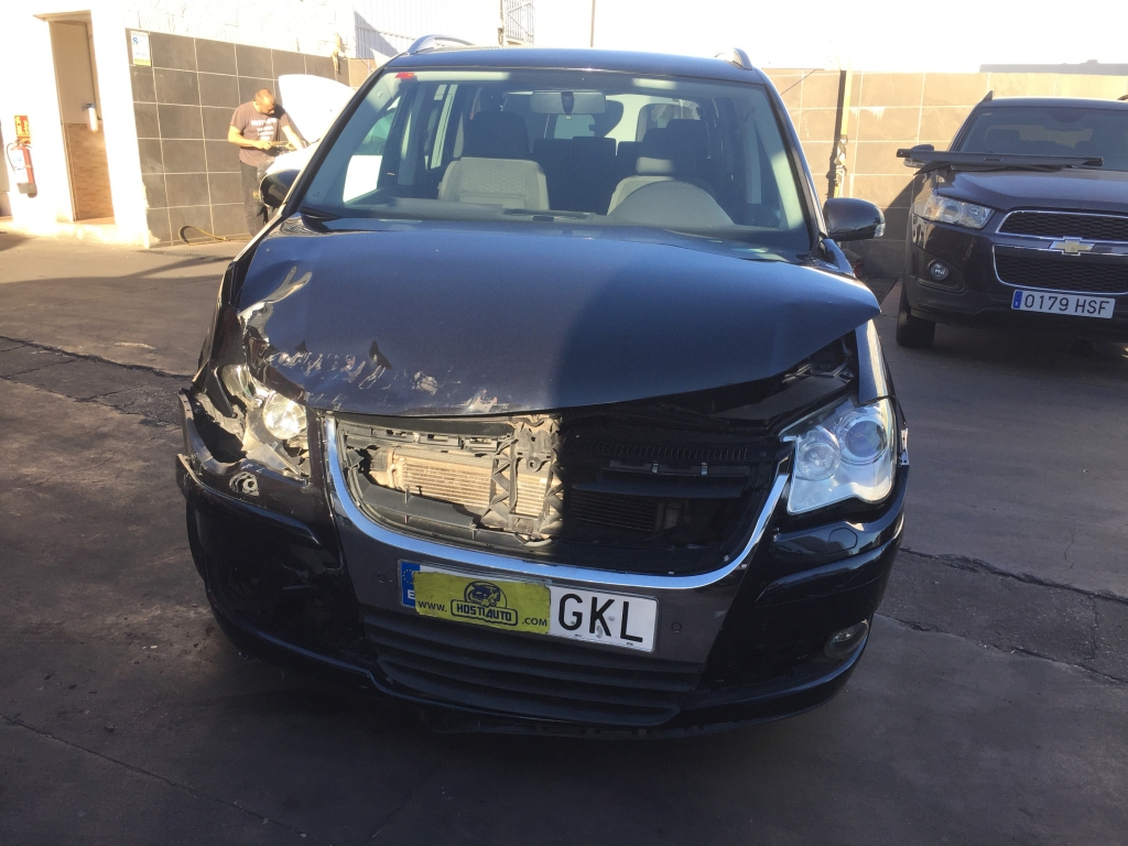 VOLKSWAGEN TOURAN 1.9 TDI 105CV 7 PLAZAS
