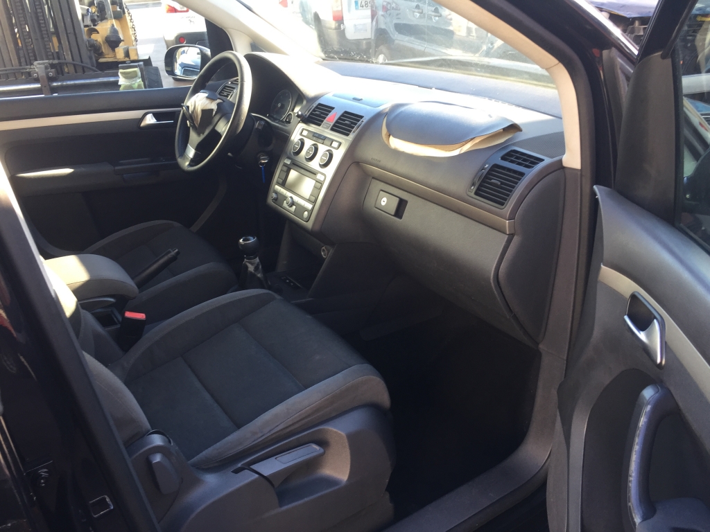 VOLKSWAGEN TOURAN 1.9 TDI 105CV 7 PLAZAS