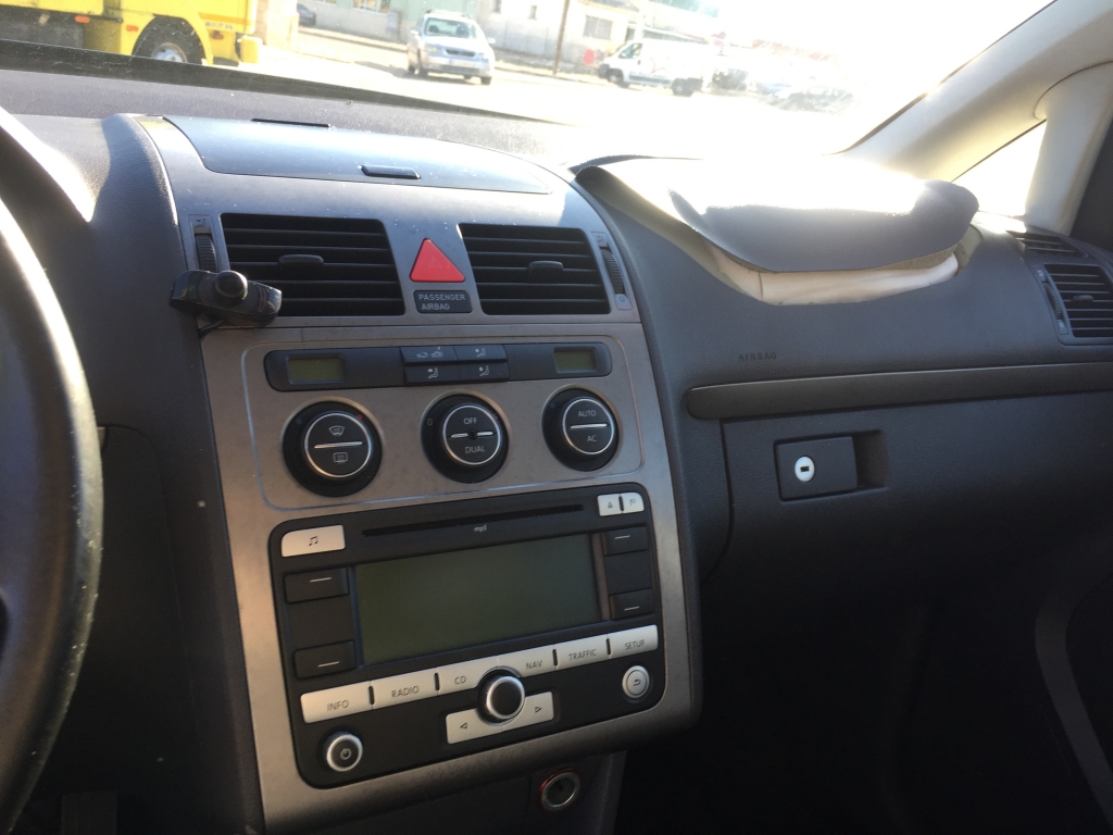 VOLKSWAGEN TOURAN 1.9 TDI 105CV 7 PLAZAS