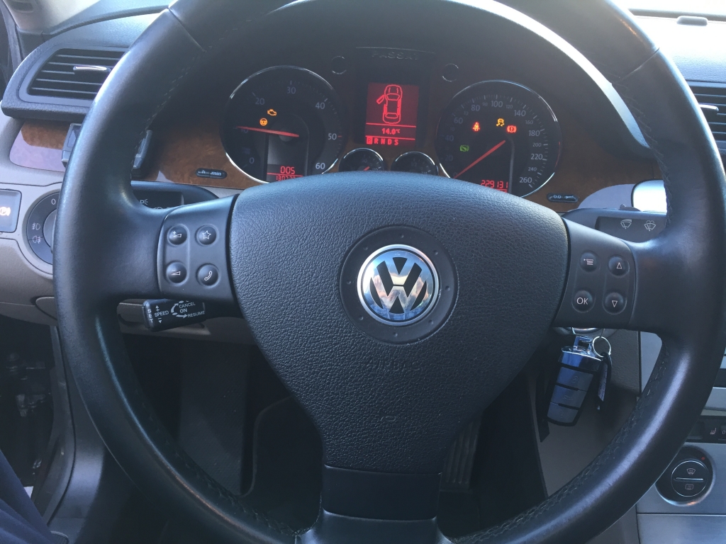 VOLKSWAGEN PASSAT 2.0 TDI 140CV DSG