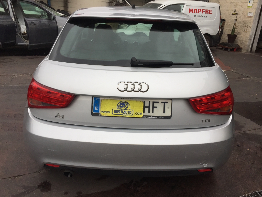 AUDI A-1 1.6 TDI 105CV