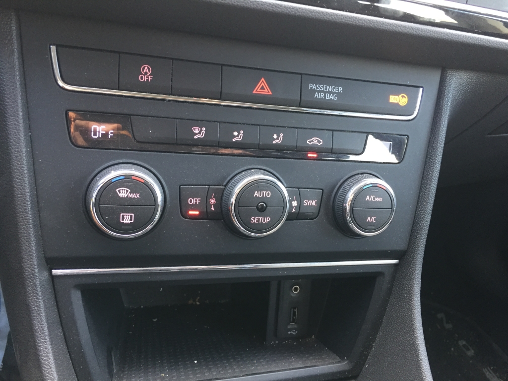 SEAT LEON 1.6 TDI 110CV