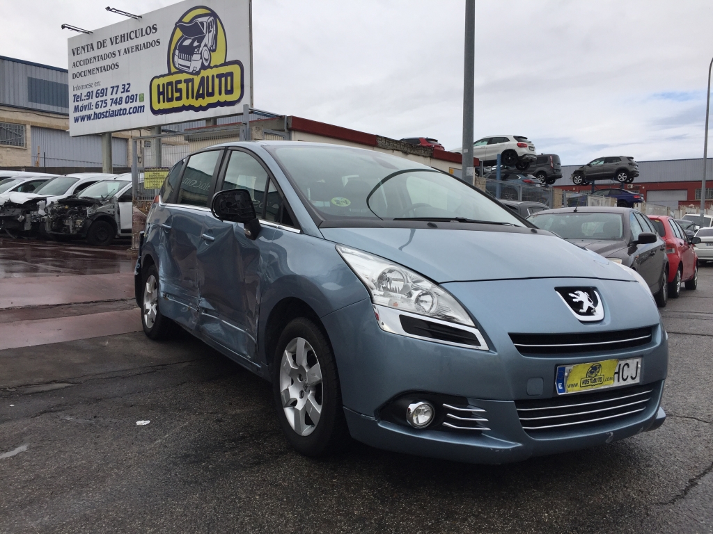 PEUGEOT 5008 1.6 HDI 112CV 7 PLAZAS