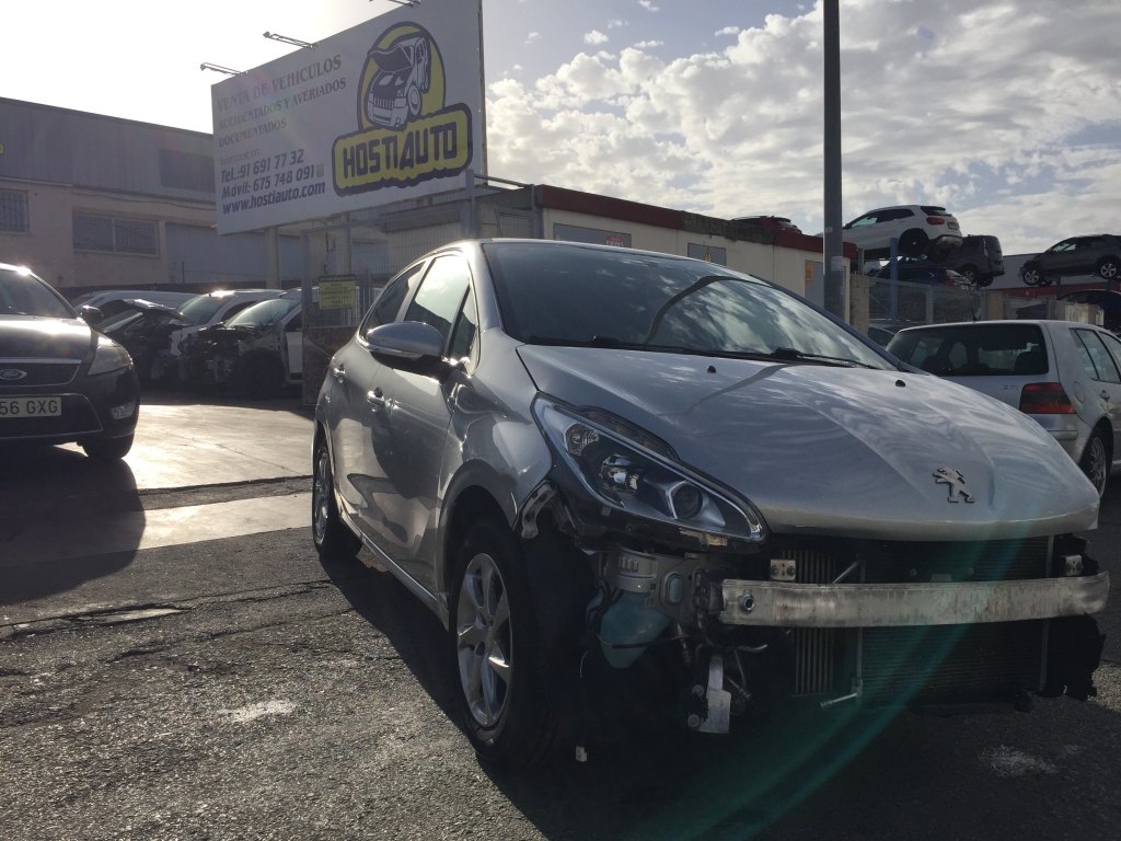 PEUGEOT 208 1.6 HDI 100CV