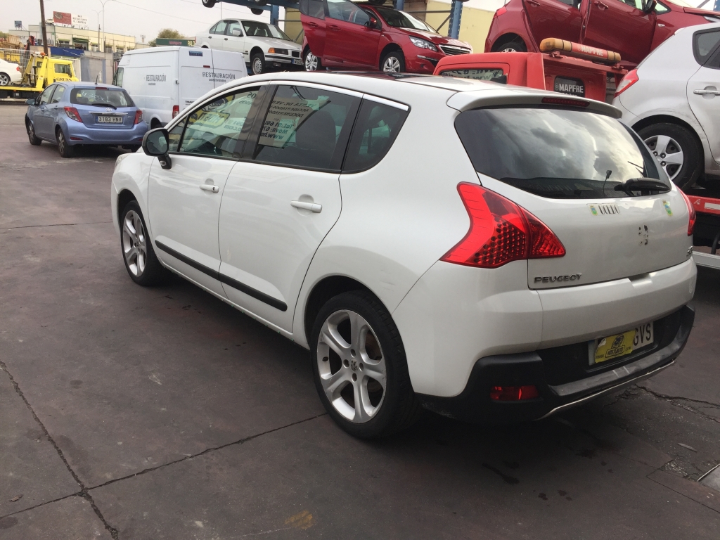 PEUGEOT 3008 1.6 HDI 110CV