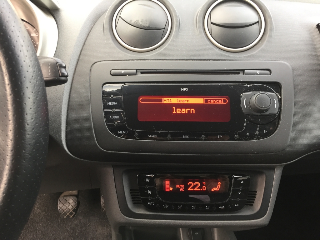 SEAT IBIZA 1.6 TDI 90CV