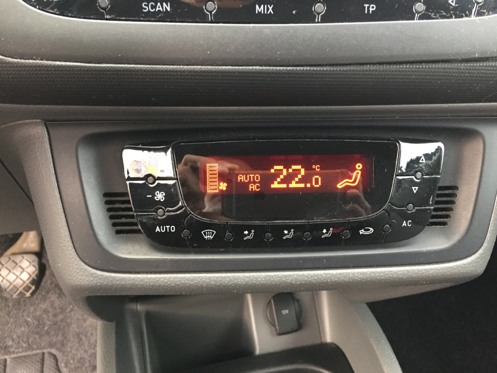 SEAT IBIZA 1.6 TDI 90CV