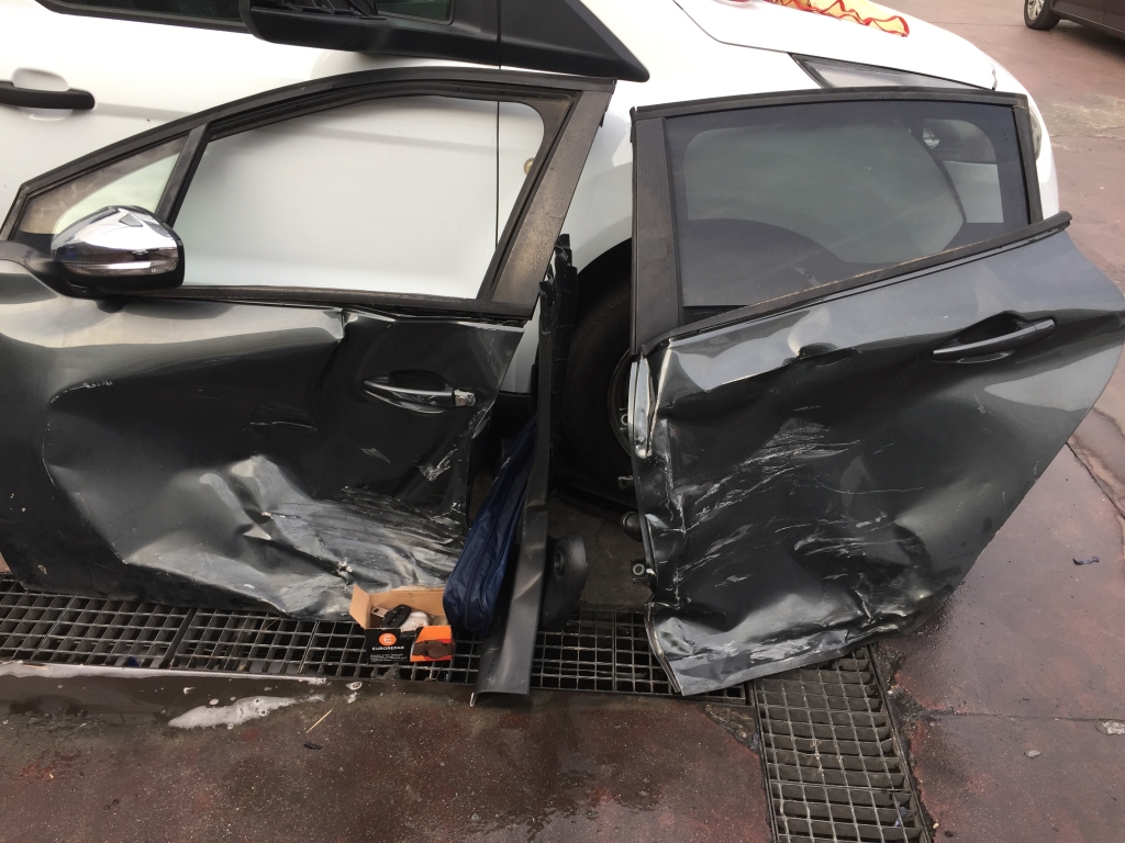 PEUGEOT 208 1.6 HDI 75CV