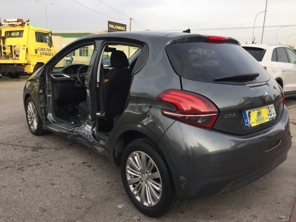 PEUGEOT 208 1.6 HDI 75CV