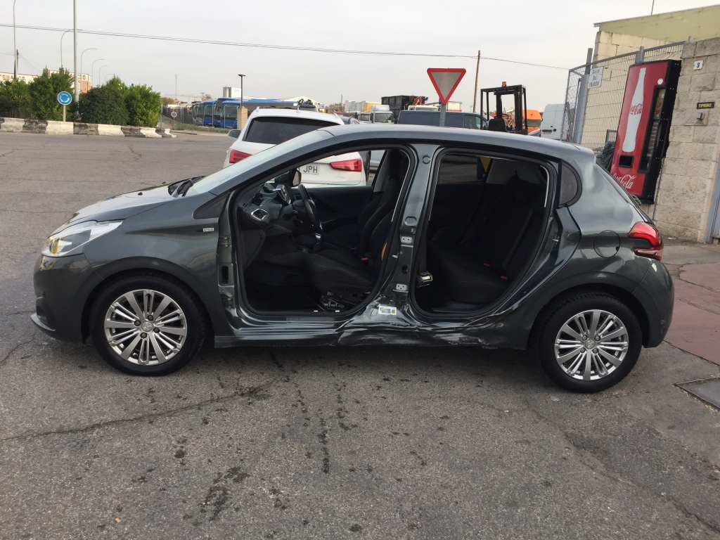 PEUGEOT 208 1.6 HDI 75CV