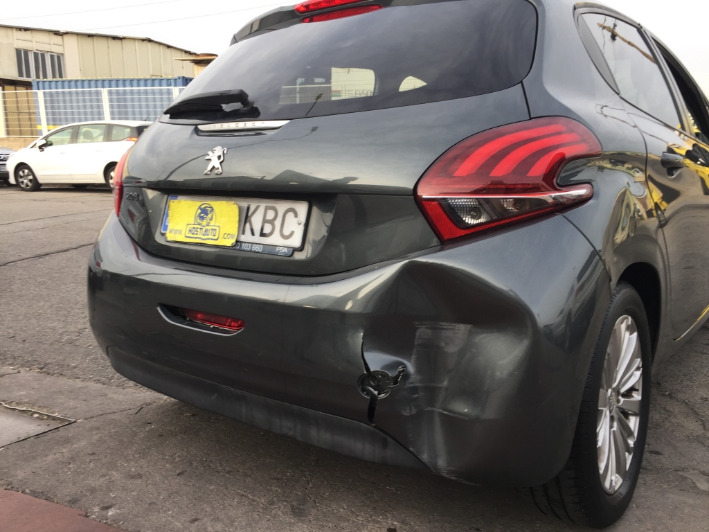 PEUGEOT 208 1.6 HDI 75CV