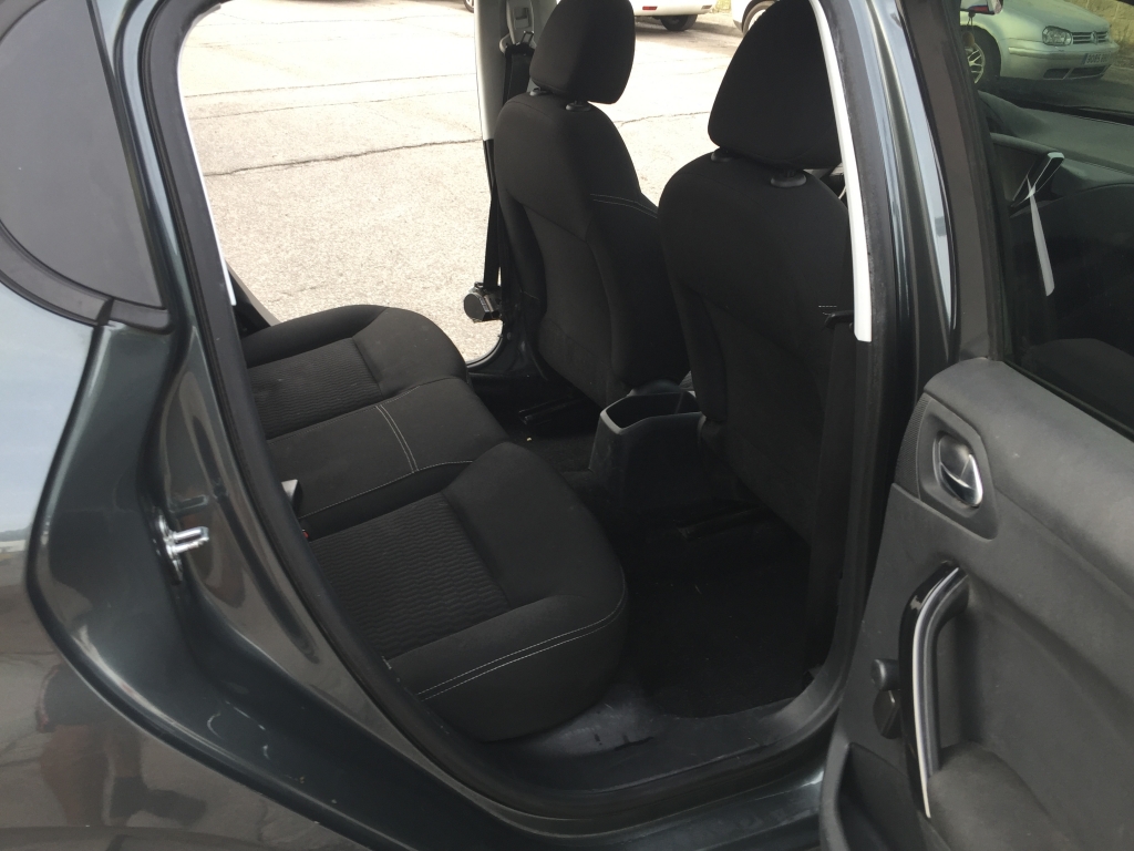 PEUGEOT 208 1.6 HDI 75CV