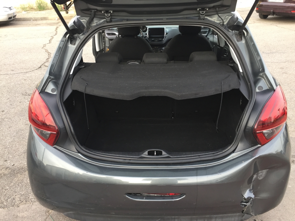 PEUGEOT 208 1.6 HDI 75CV