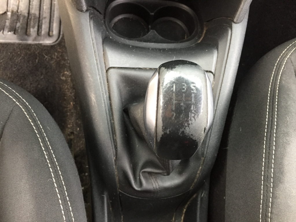 PEUGEOT 208 1.6 HDI 75CV