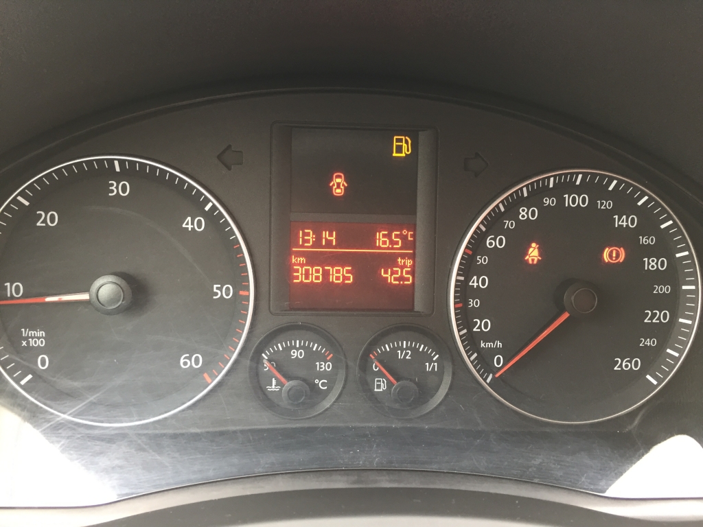 VOLKSWAGEN GOLF 1.9 TDI 105CV