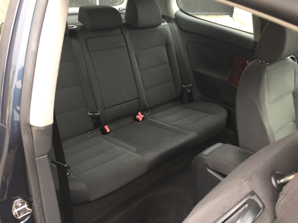 VOLKSWAGEN GOLF 1.9 TDI 105CV