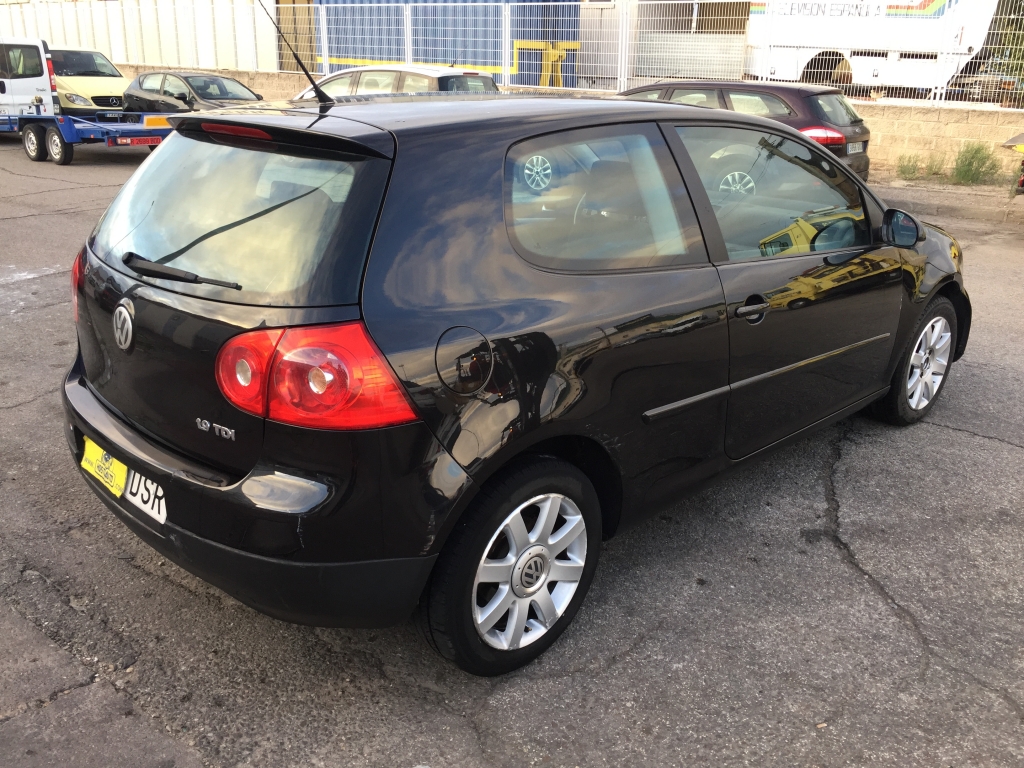 VOLKSWAGEN GOLF 1.9 TDI 105CV