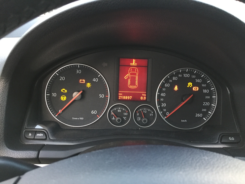 VOLKSWAGEN GOLF 1.9 TDI 105CV