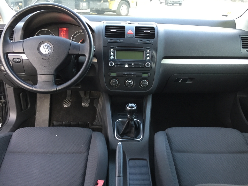 VOLKSWAGEN GOLF 1.9 TDI 105CV